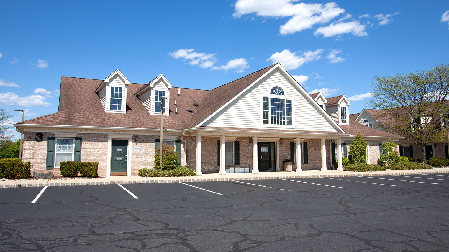 Kingsbridge Center Turn-key office for lease Somerset County, New Jersey - Kingsbridge Center