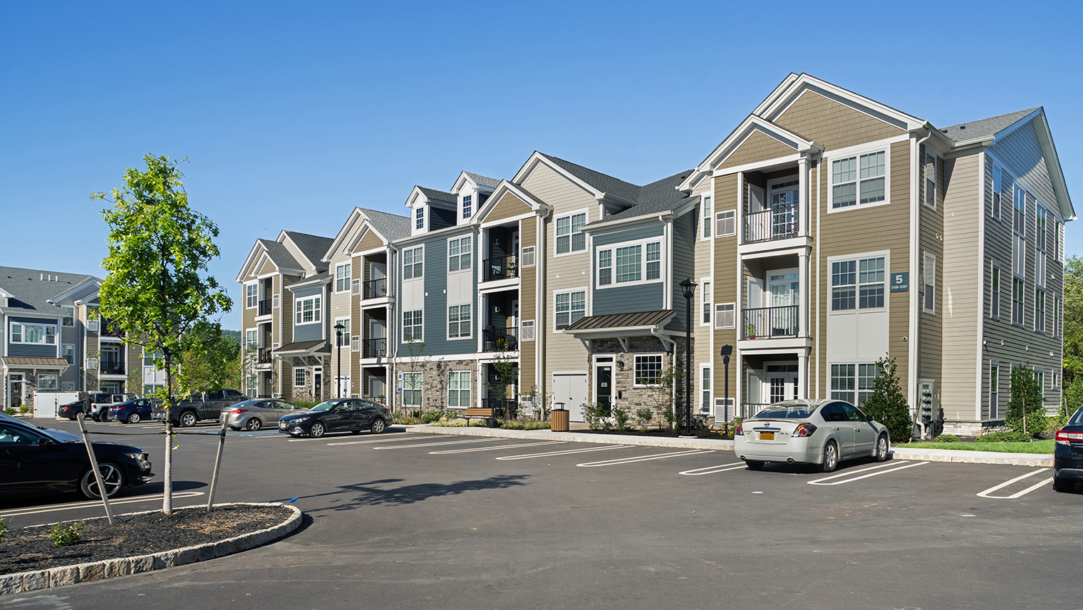 The Ridge at Readington Luxury 2 bedroom apartments for rent in Whitehouse Station, NJ – The Ridge at Readington