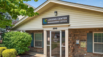 The Meadows at Lehigh Leasing office of 3-bedroom townhomes and 1-2 bedroom apartments in Bethlehem, PA – Meadows at Lehigh