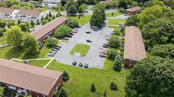 The Meadows at Lehigh Aerial view of 1-2 bedroom apartments and 3-bedroom townhomes in Bethlehem, PA – Meadows at Lehigh