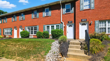 The Meadows at Lehigh Exterior view of townhome building in Bethlehem, PA – Meadows at Lehigh