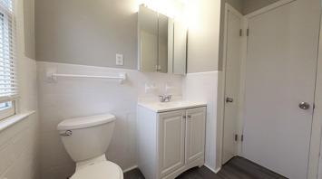 Geraldine Street Apartments Affordable pet-friendly apartment bathroom in Bethlehem, PA – Geraldine Street Apartments