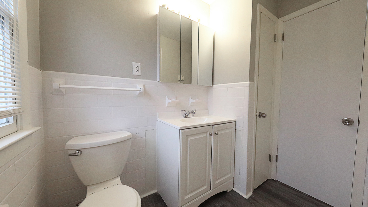 Geraldine Street Apartments Affordable pet-friendly apartment bathroom in Bethlehem, PA – Geraldine Street Apartments