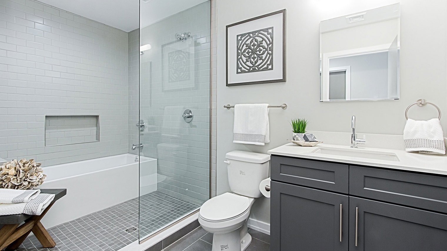 The Pinnacle at 65 Luxury apartment bathroom in Bethlehem, PA – The Pinnacle @ 65