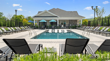 The Ridge at Readington Luxury apartments with outdoor swimming pool in Whitehouse Station, NJ – The Ridge at Readington