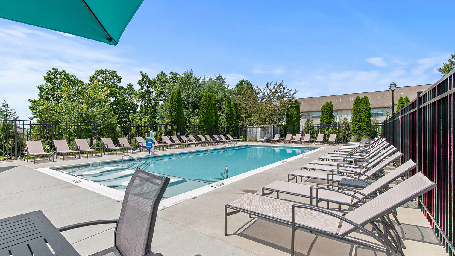 The View at Mackenzi Pet friendly apartments with outdoor pool in York, PA – The View at Mackenzi