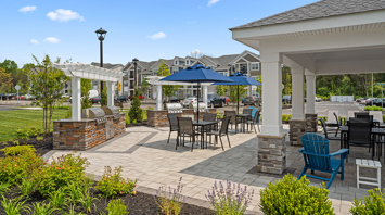 The Ridge at Readington Luxury apartments with barbeque/grill stations in Whitehouse Station, NJ – The Ridge at Readington