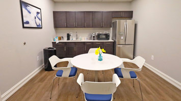 Suite Life at Branchburg Commons Suite Life at Branchburg Commons