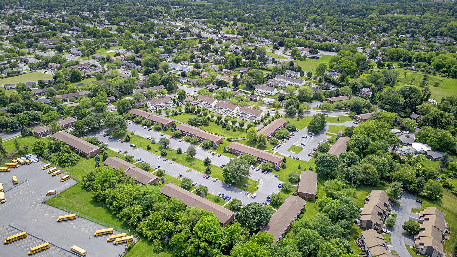 The Meadows at Lehigh Aerial view of 1-2 bedroom apartments and 3-bedroom townhomes in Bethlehem, PA – Meadows at Lehigh