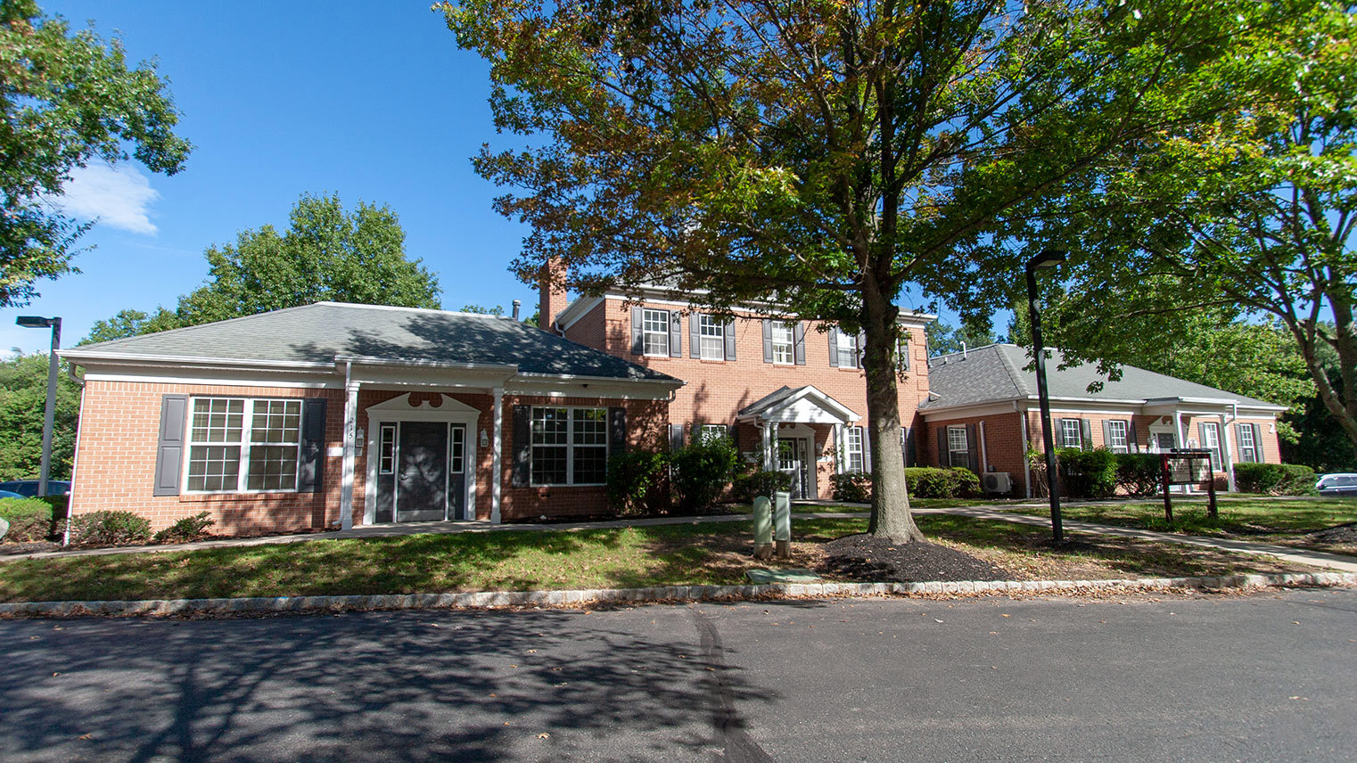 Montgomery Commons Dental office for lease near me Princeton, New Jersey - Montgomery Commons