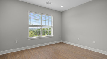 Monte View at Pohatcong Luxury elevator building apartment second bedroom in Pohatcong Twp, NJ – Monte View at Pohatcong