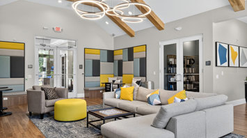 The Reserve at Copper Chase Garden and garage apartments for rent with lounge in York, PA – The Oaks at Copper Chase