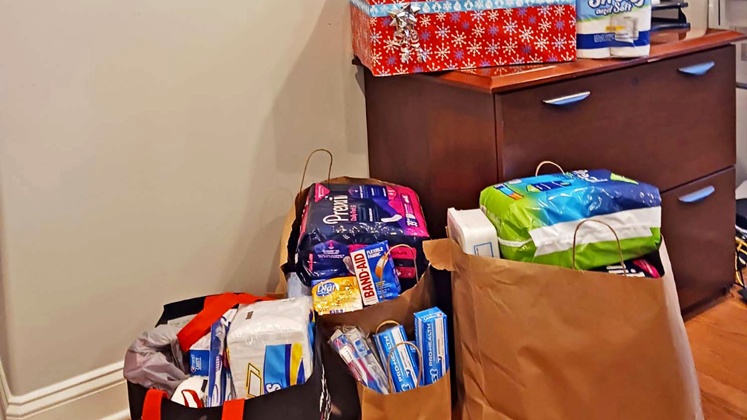 Larken Associates Gives Back During Annual #LarkenCares Drive