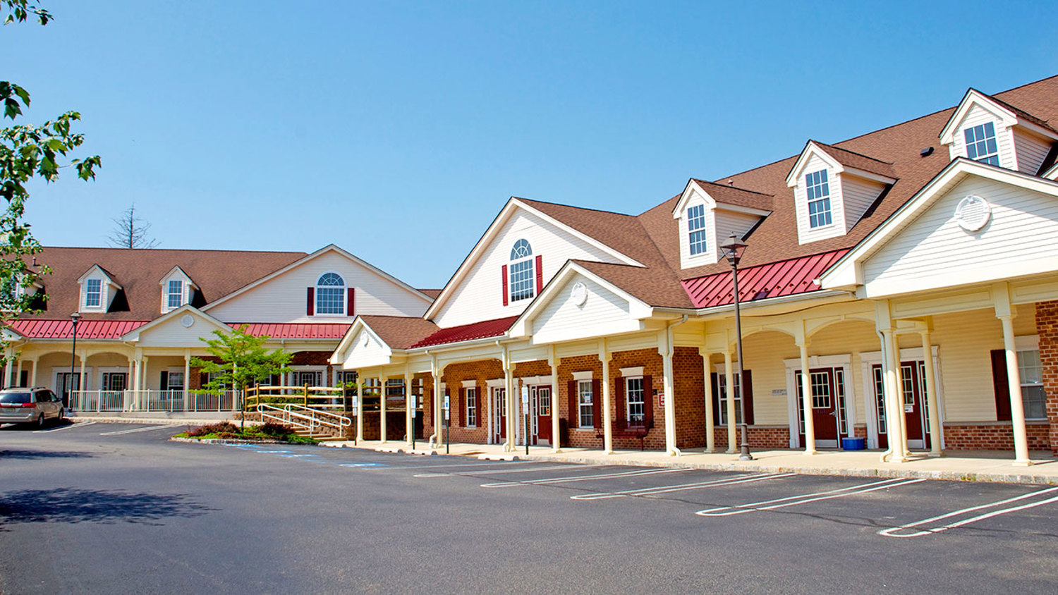 Larken Associates Negotiates Professional Office Lease to Bring Commercial Facilities Design Firm to Branchburg Commons