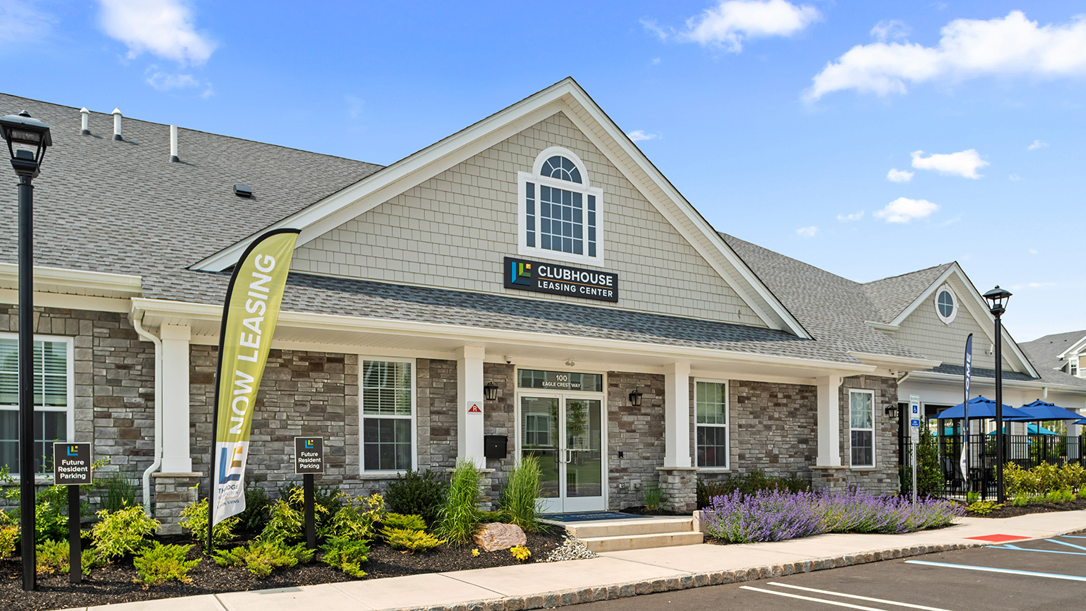 The Ridge at Readington Pet friendly apartments with club house in Whitehouse Station, NJ – The Ridge at Readington