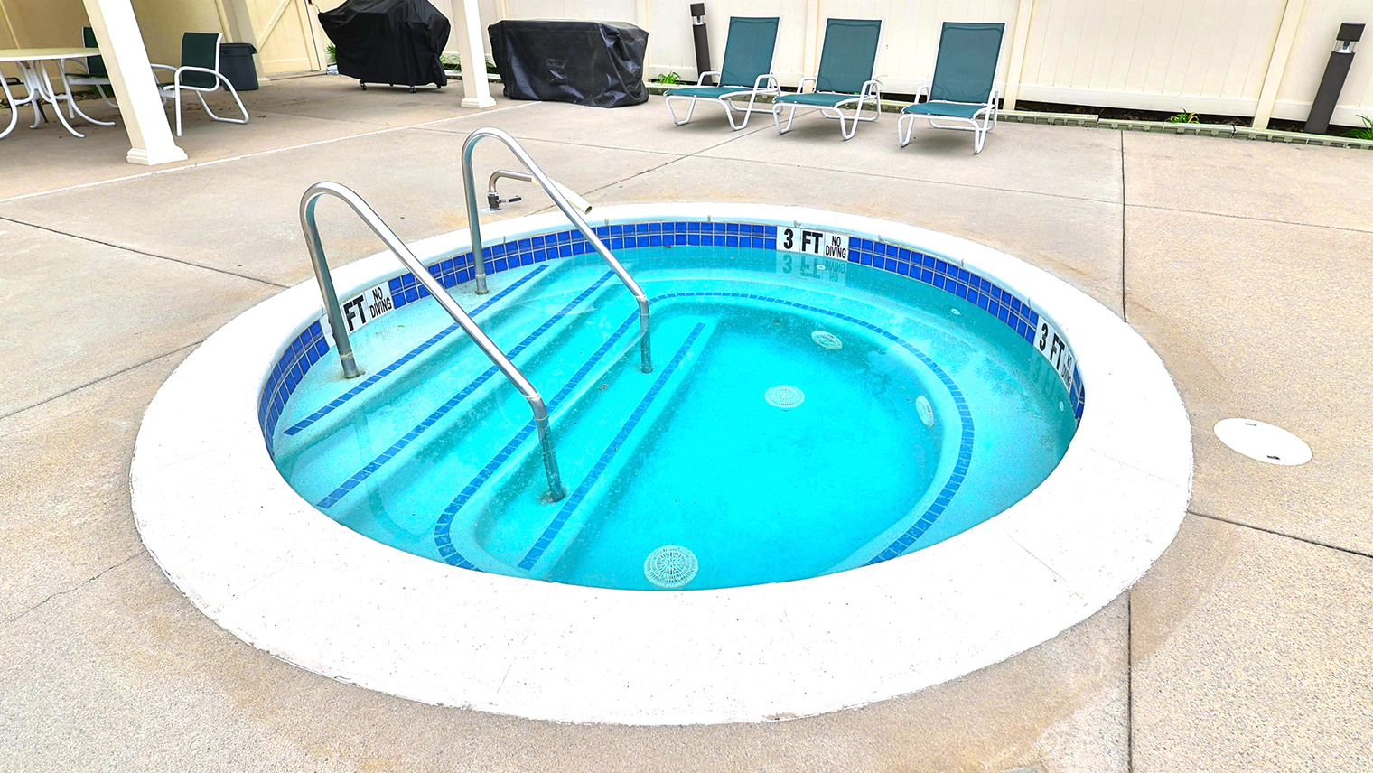 Horizons at the Village at Whitehall Whirlpool spa at adult community rental Lehigh County, Pennsylvania - Horizons at The Village at Whitehall