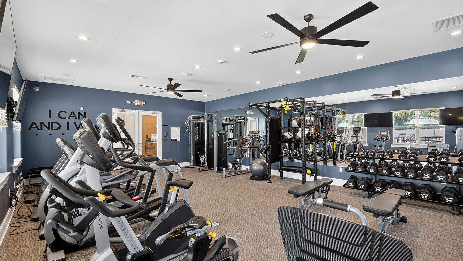 The Reserve at Copper Chase Pet friendly apartments with fitness center in York, PA – The Oaks and Reserve at Copper Chase