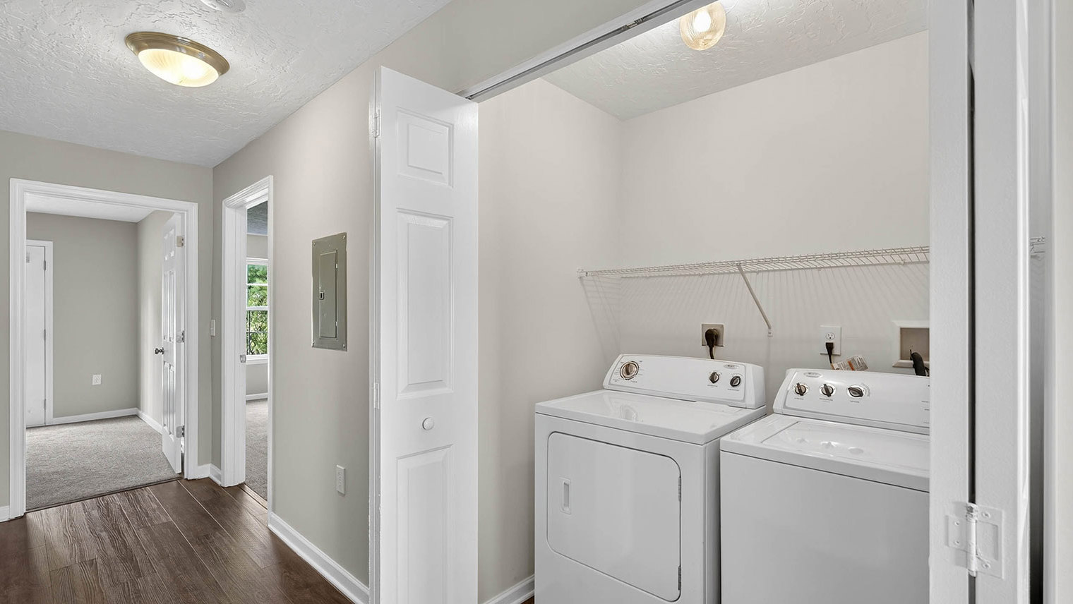 The View at Mackenzi Garden apartment in-home washer and dryer in York, PA – The View at Mackenzi