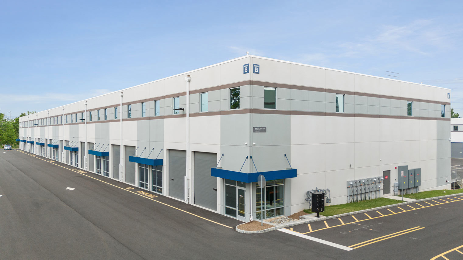 Flemington Junction Business Center Warehouse space for lease in the bustling residential and business community of Flemington, NJ – Flemington Junction Business Center