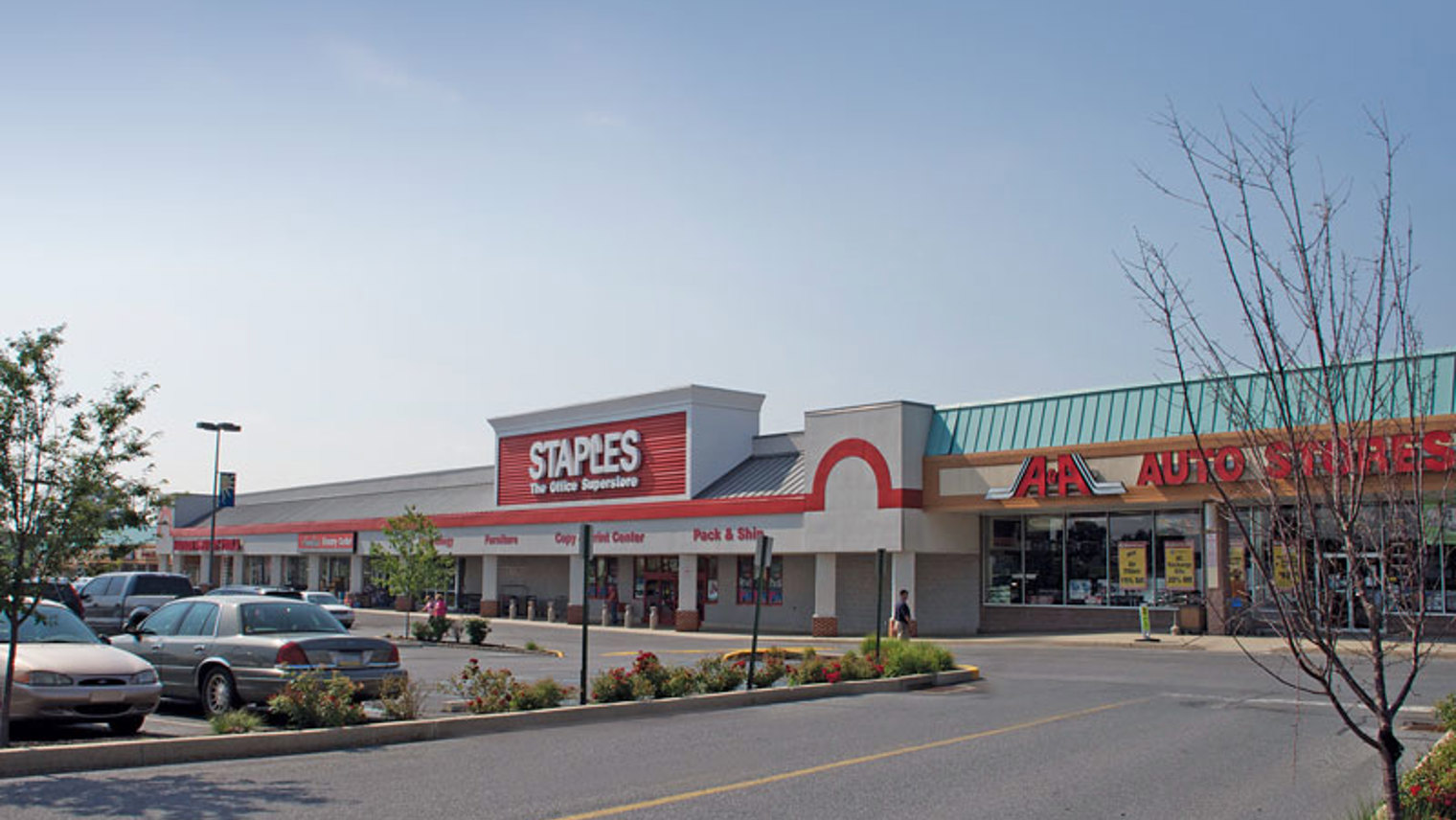 Tilghman Square Shopping Center