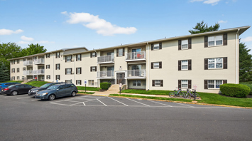 The Hills at Lehigh Exterior view of 1 and 2 bedroom apartments with patios/balconies in Bethlehem, PA – Hills at Lehigh