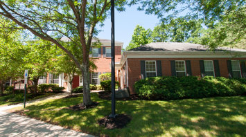 Montgomery Commons Office building for lease near me Princeton, New Jersey - Montgomery Commons