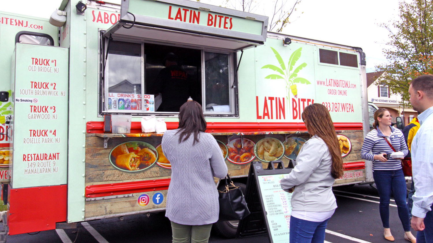 Larken Associates Hosts Food Truck Thursday for Tenants at Two Somerset County, NJ Properties
