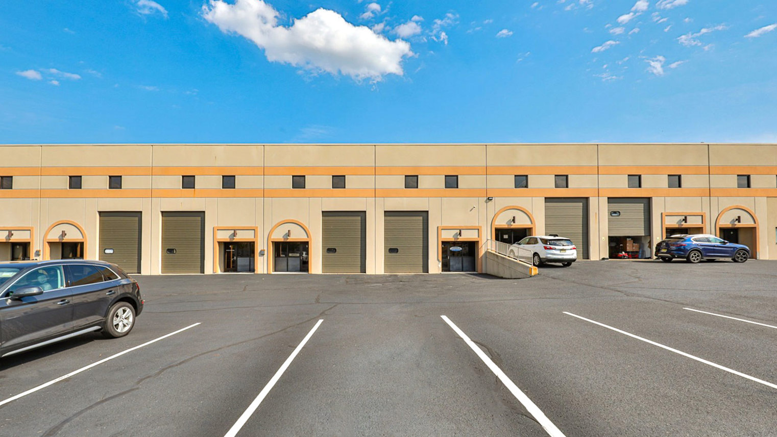 Hillsborough Business Center Assembly suite for lease near me Hillsborough, New Jersey - Hillsborough Business Center