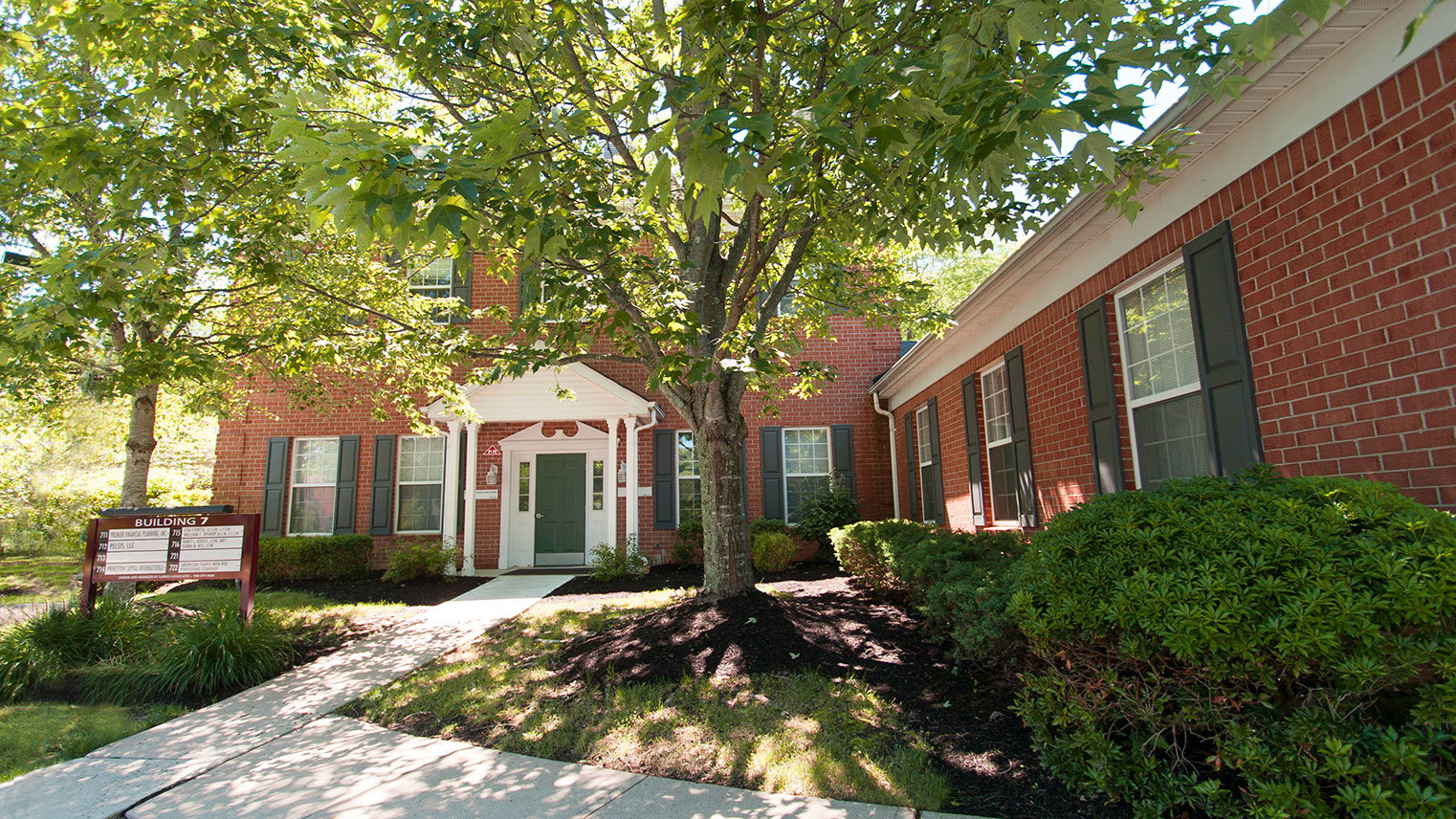 Montgomery Commons Office location for lease Princeton, New Jersey - Montgomery Commons
