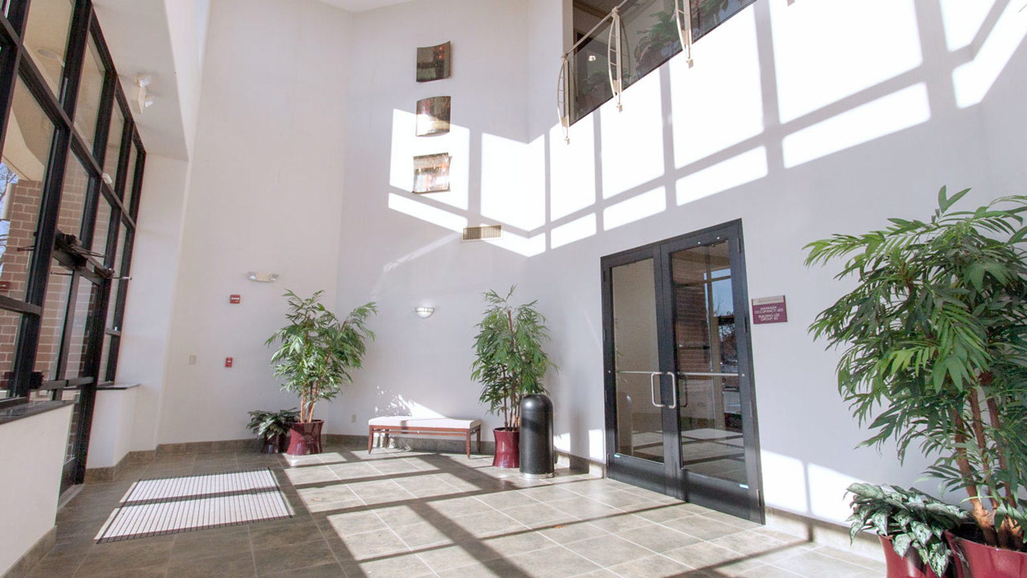 Larken Associates Negotiates Commercial Lease Expansion with Healthcare Consulting Firm in Flemington, NJ