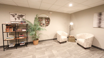 The Pinnacle at 65 Luxury apartment rentals with lounge and reading/meditation room in Bethlehem, PA – The Pinnacle @ 65