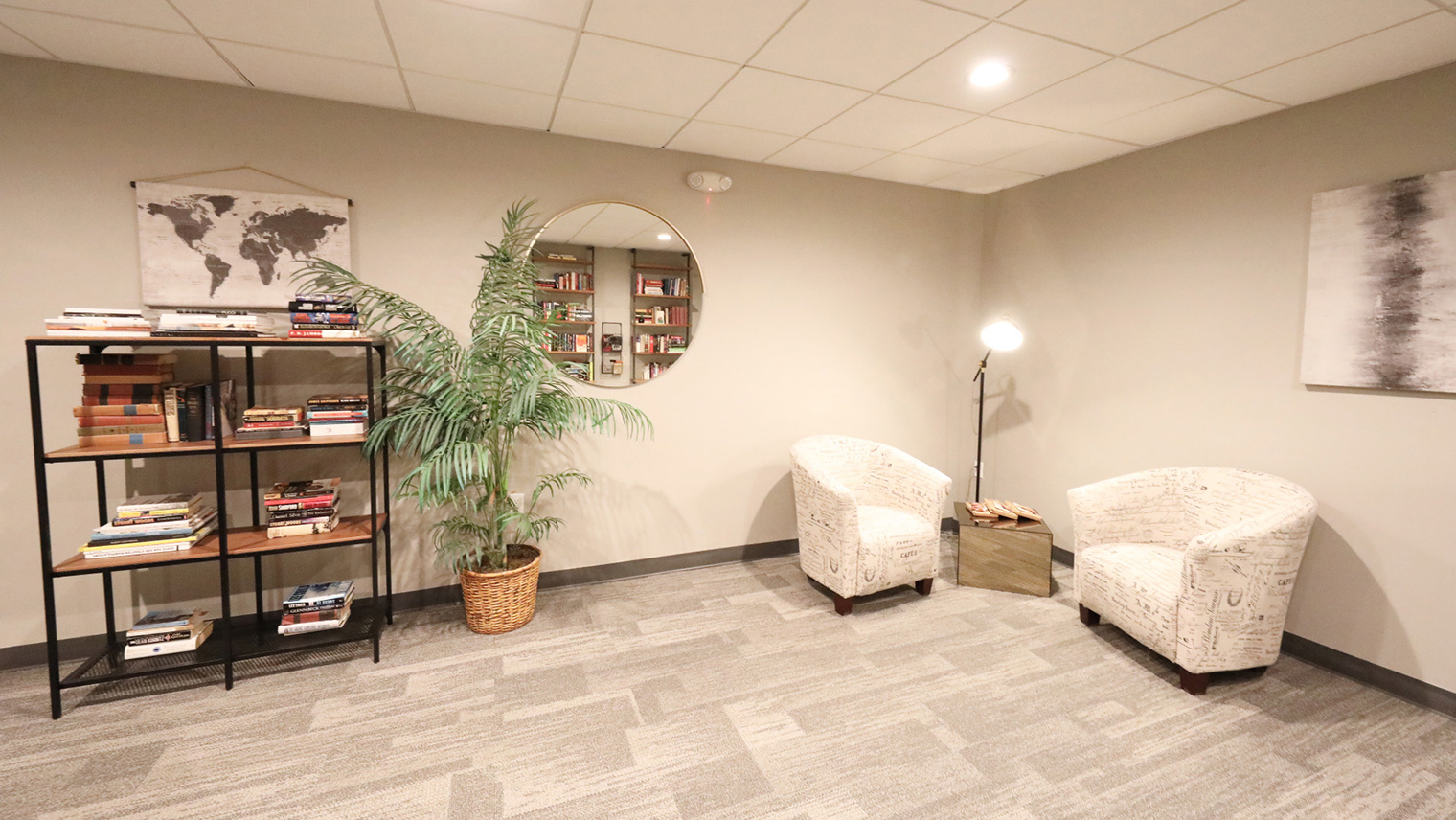 The Pinnacle at 65 Luxury apartment rentals with lounge and reading/meditation room in Bethlehem, PA – The Pinnacle @ 65