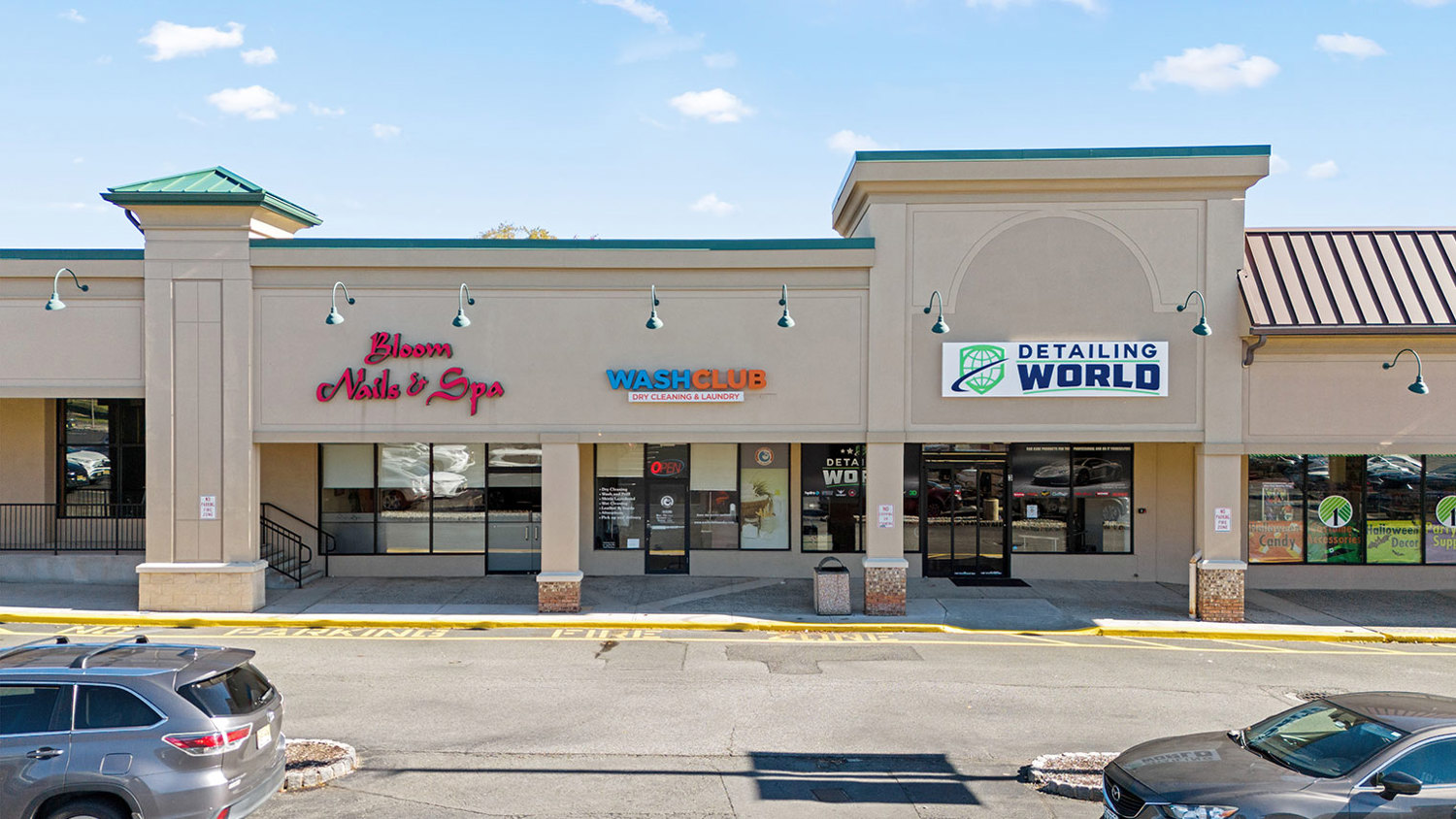 Street view of community center offering retail space for lease in Springfield, NJ – Echo Plaza Shopping Center