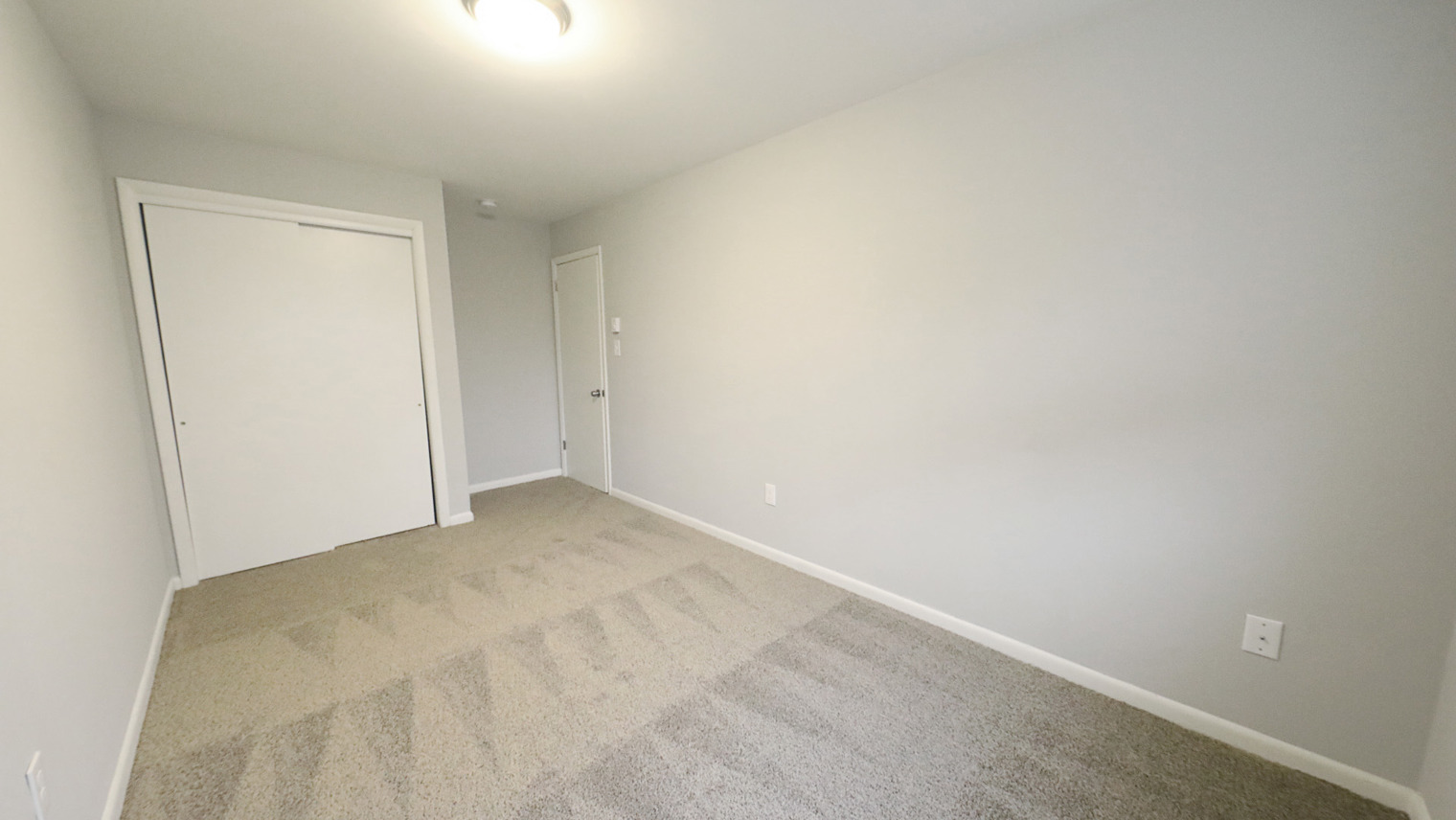 Geraldine Street Apartments Affordable pet-friendly apartment rental second bedroom with closet in Bethlehem, PA – Geraldine Street Apartments