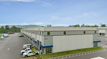 Flemington Junction Business Center Warehouse space for lease with heavy floor load and loading docks in Flemington, NJ – Flemington Junction Business Center