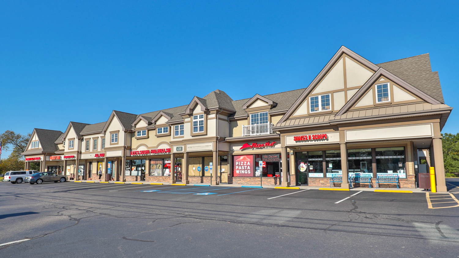 Larken Associates Negotiates Retail Lease to Bring Amwell Pharmacy to Hillsborough, NJ