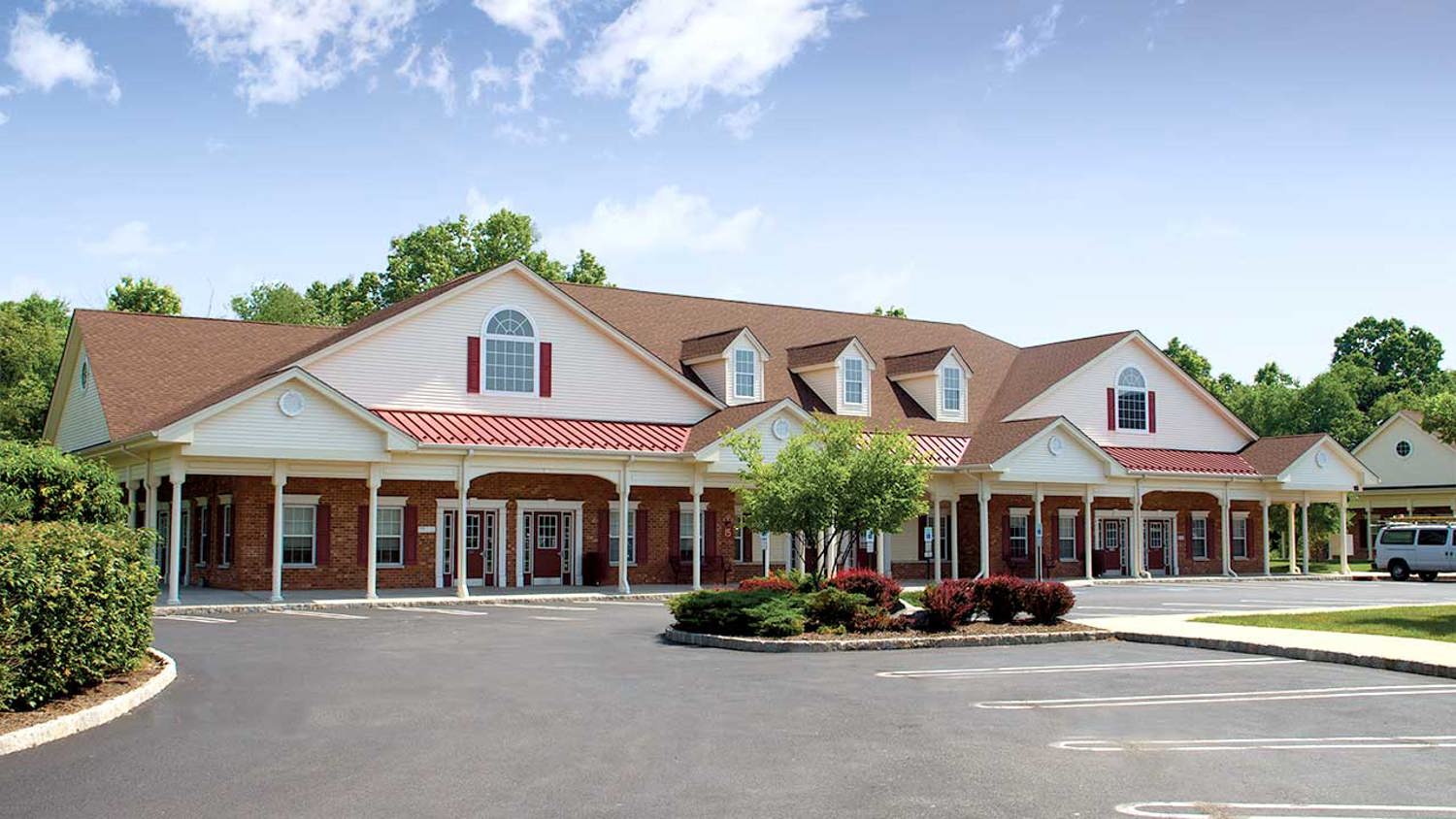 Larken Associates Negotiates Professional Office Lease to Bring Commercial Facilities Design Firm to Branchburg Commons
