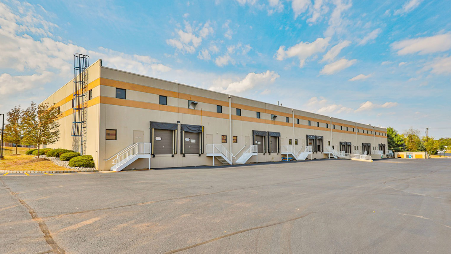 Hillsborough Business Center Large suite for lease Hillsborough, New Jersey - Hillsborough Business Center