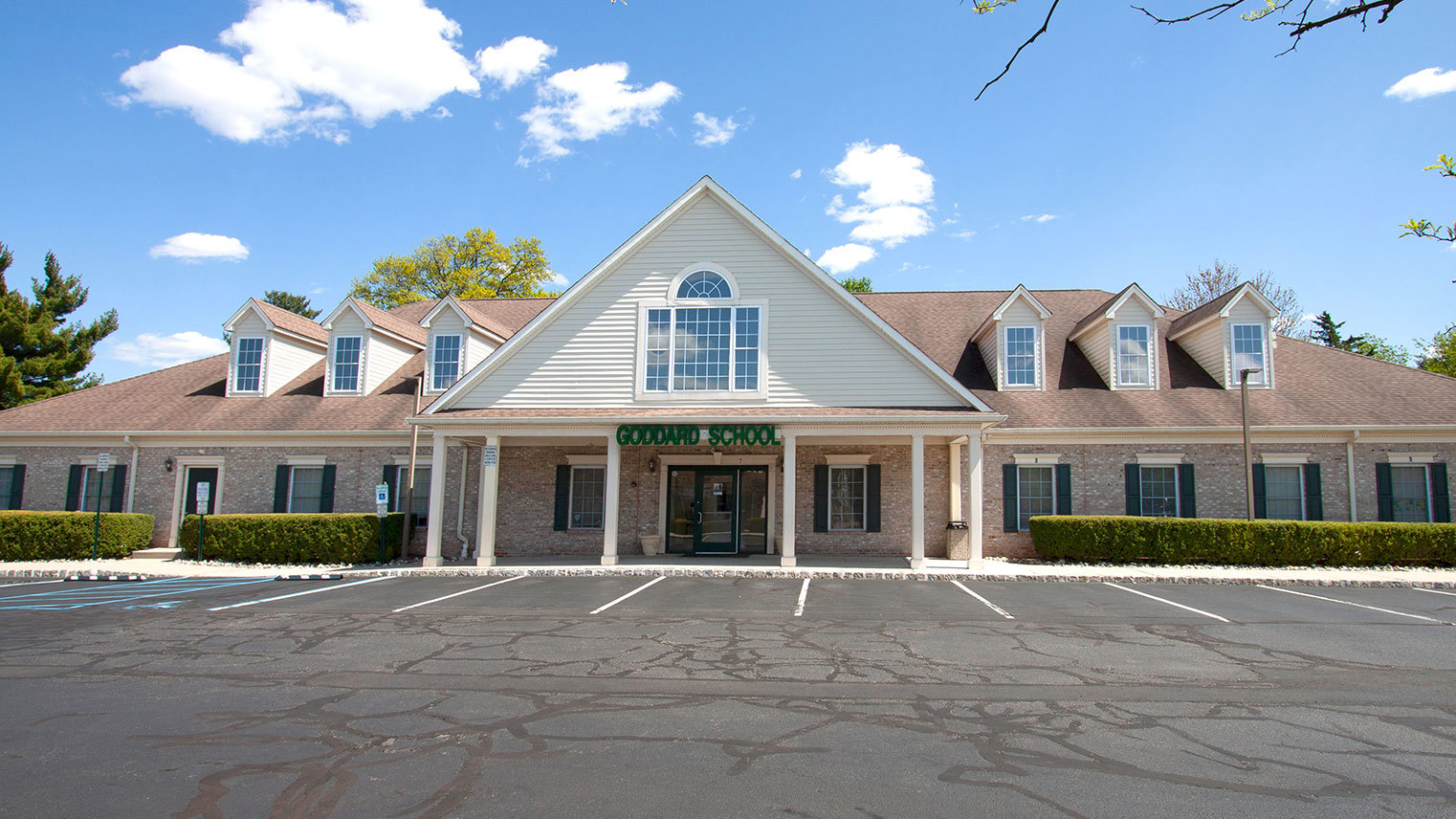 Kingsbridge Center Professional spaces for lease Somerset County, New Jersey - Kingsbridge Center