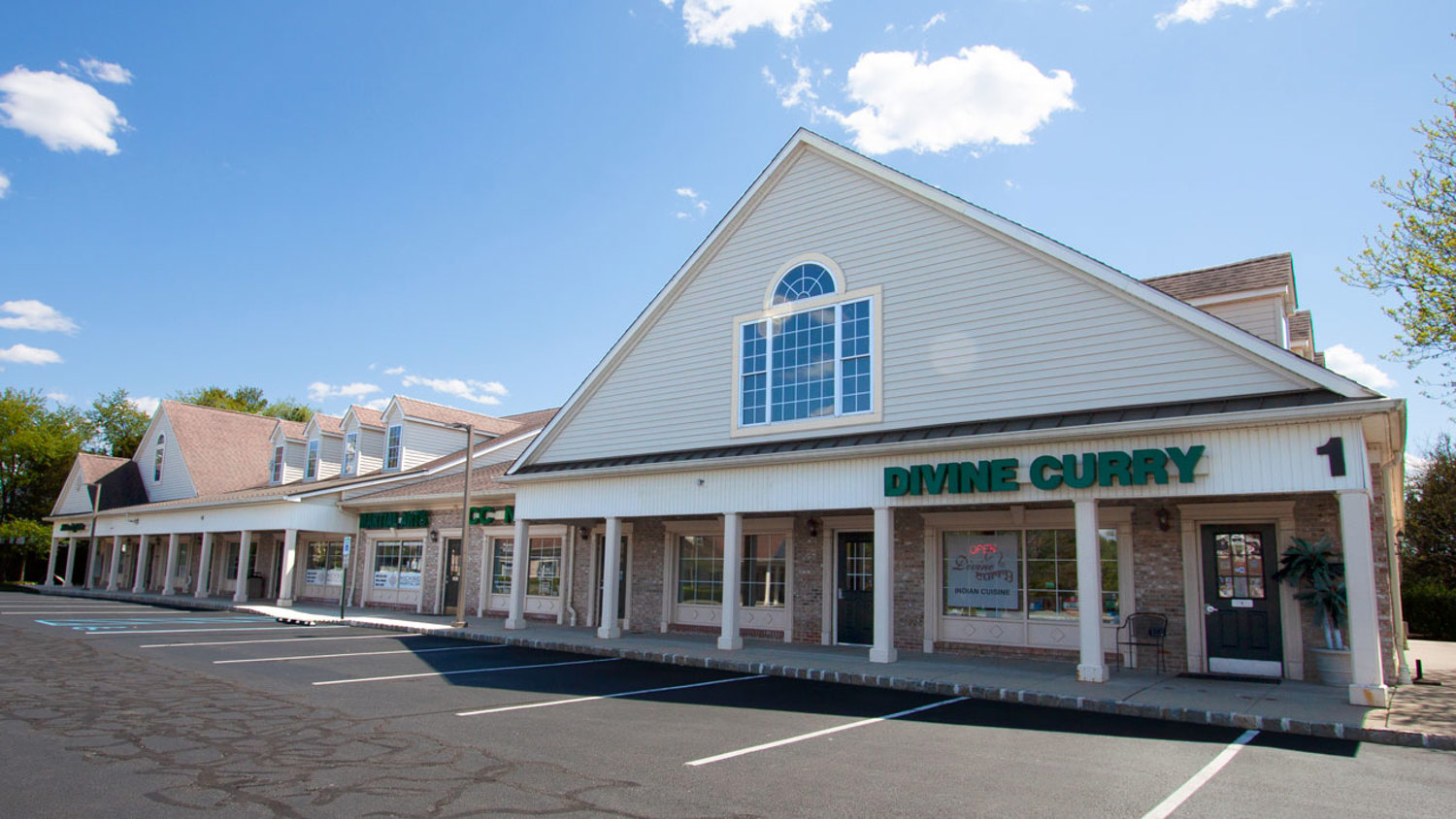 Larken Associates Negotiates Medical Lease with Dental Practice for 2,000 Square Feet at Fairless Hills, PA Shopping Center