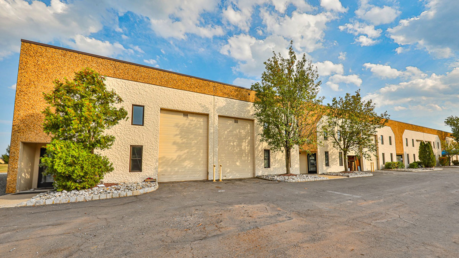 Large industrial space for lease Hillsborough, New Jersey - Hillsborough Business Center