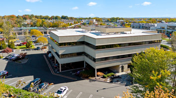 Echo Executive Plaza Building exterior of Class A office space for rent in Springfield, NJ – Echo Executive Plaza
