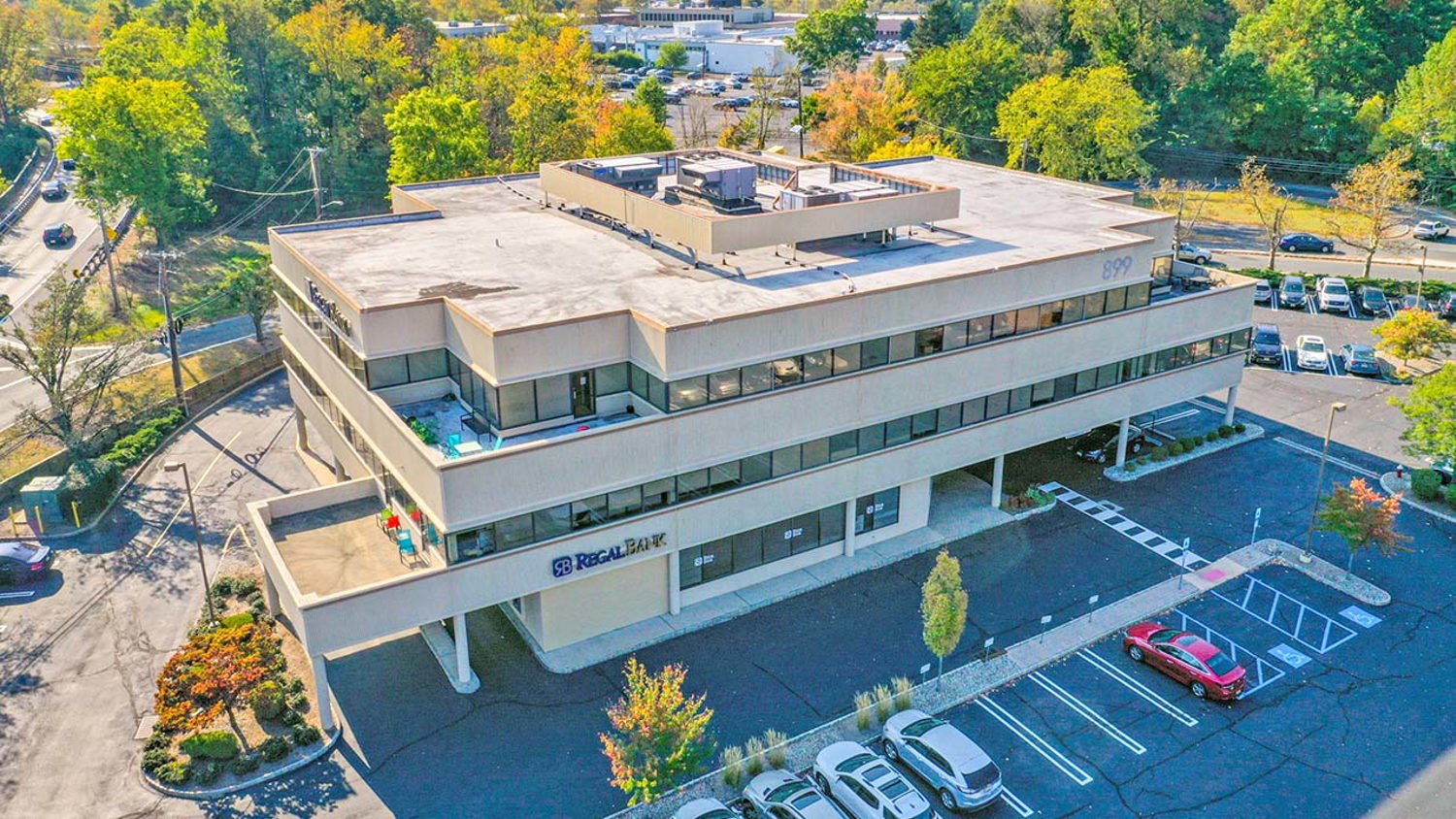 Larken Associates Modernizes Echo Executive Plaza in Union County, NJ with Full Interior Refurbishment 