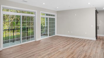 The Ridge at Readington Luxury elevator building apartment great room in Whitehouse Station, NJ – The Ridge at Readington