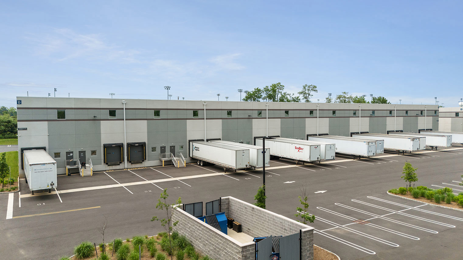 Flemington Junction Business Center Industrial flex space for rent in Flemington, NJ – Flemington Junction Business Center