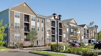 The Ridge at Readington Luxury elevator building apartment for rent in Whitehouse Station, NJ – The Ridge at Readington