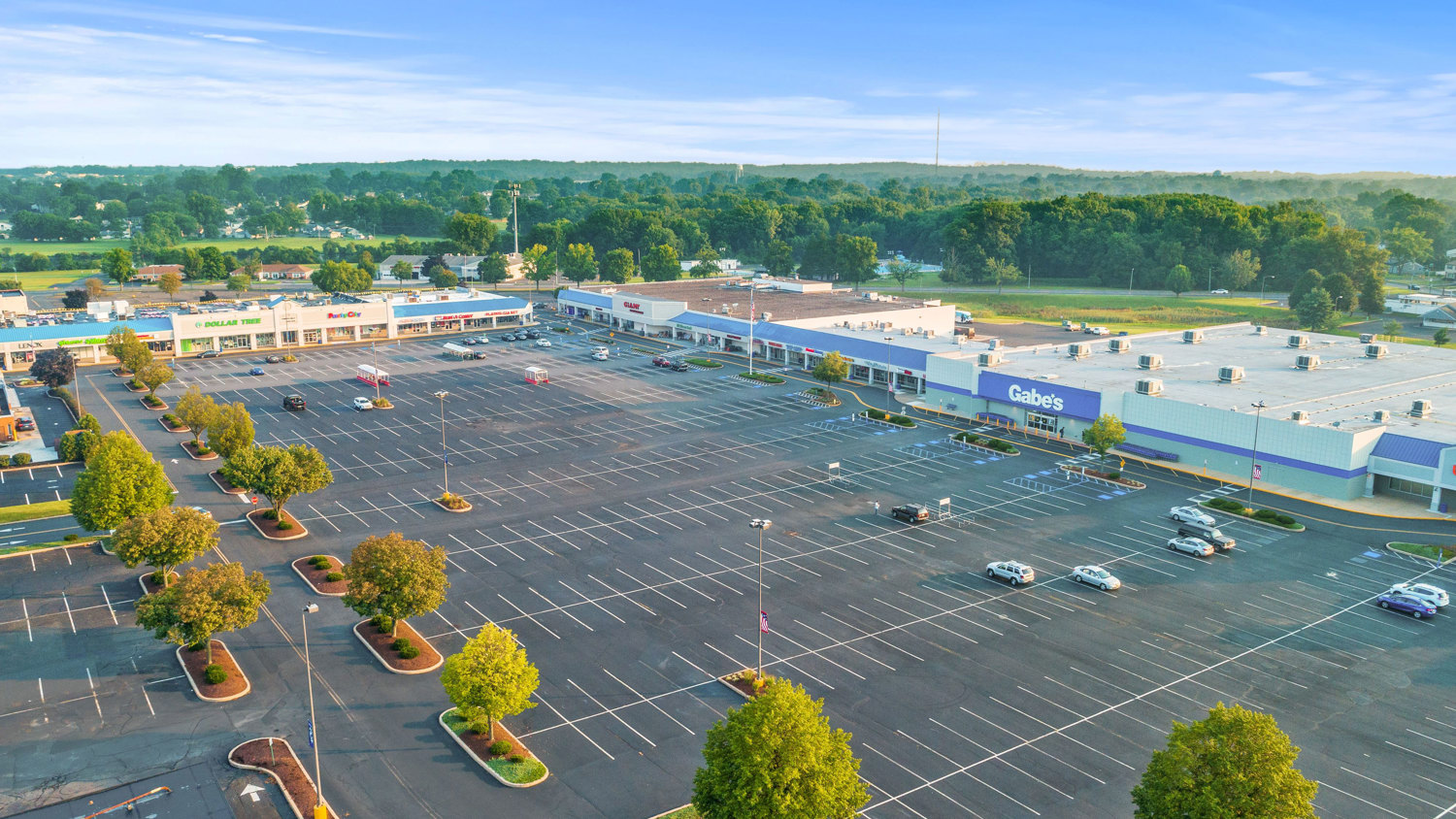 Larken Associates Welcomes Sweet Dreams Bedding & Furniture to Fairless Hills Towne Center