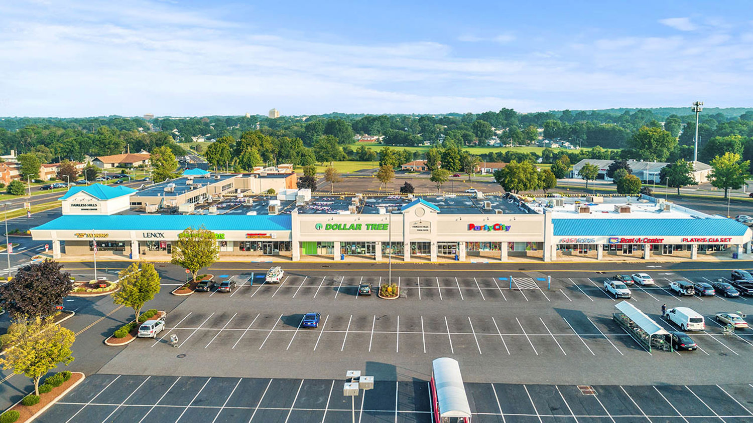 Larken Associates Negotiates Over 13,000 Square Feet in Commercial Lease Renewals at Bucks County Shopping Center in Pennsylvania