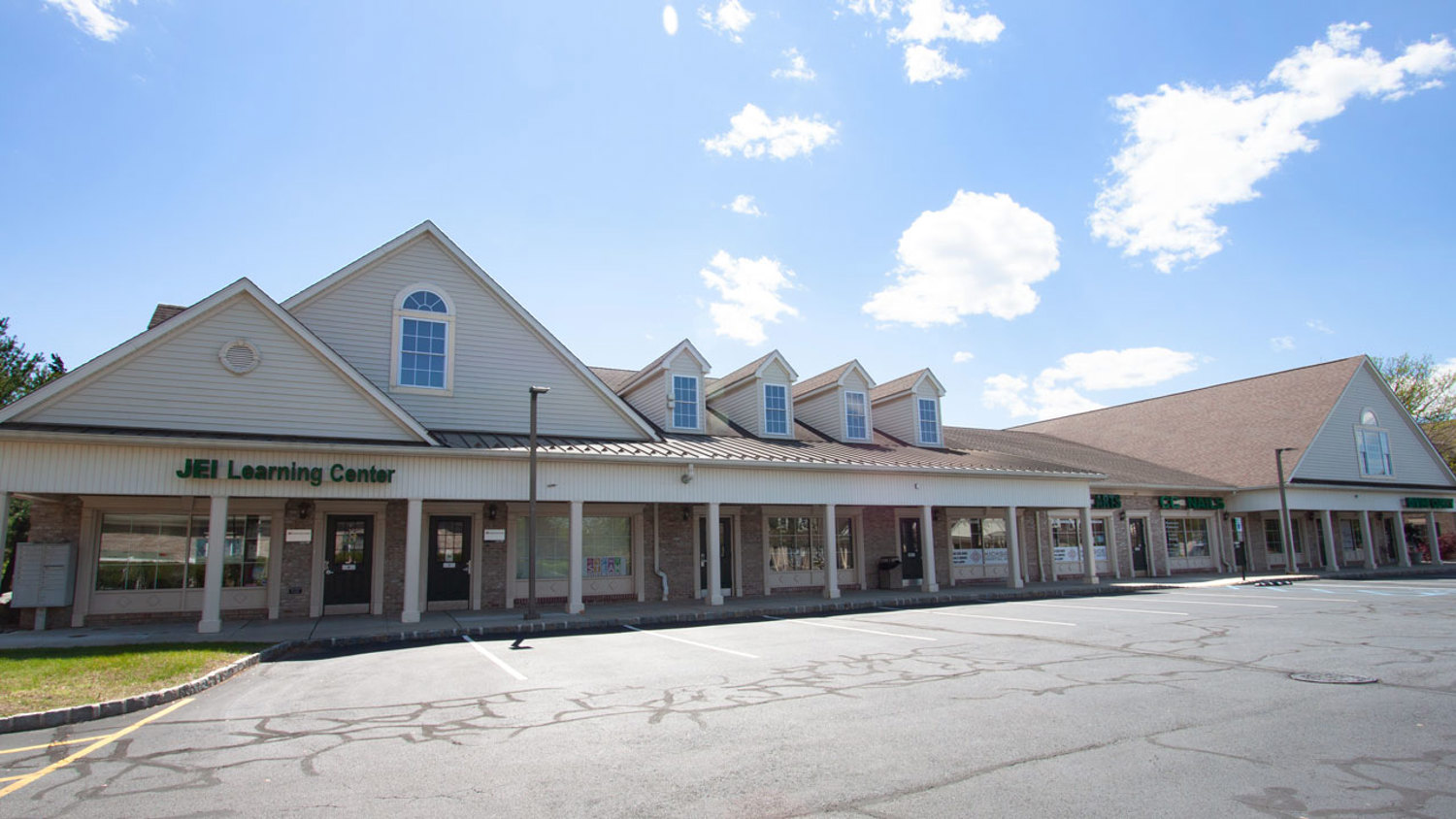 Larken Associates Welcomes Consignment Shop to Kingsbridge Center in Hillsborough, NJ