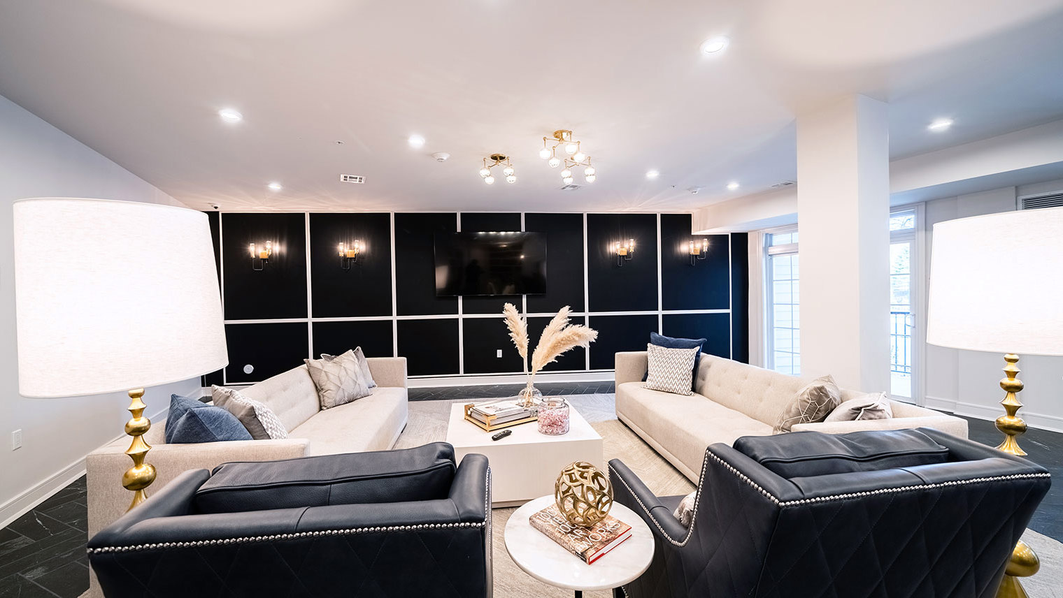 Horizons at Autumn Ridge Pet friendly 55+ active adult apartments with a lounge in Lopatcong, NJ – Horizons at Autumn Ridge